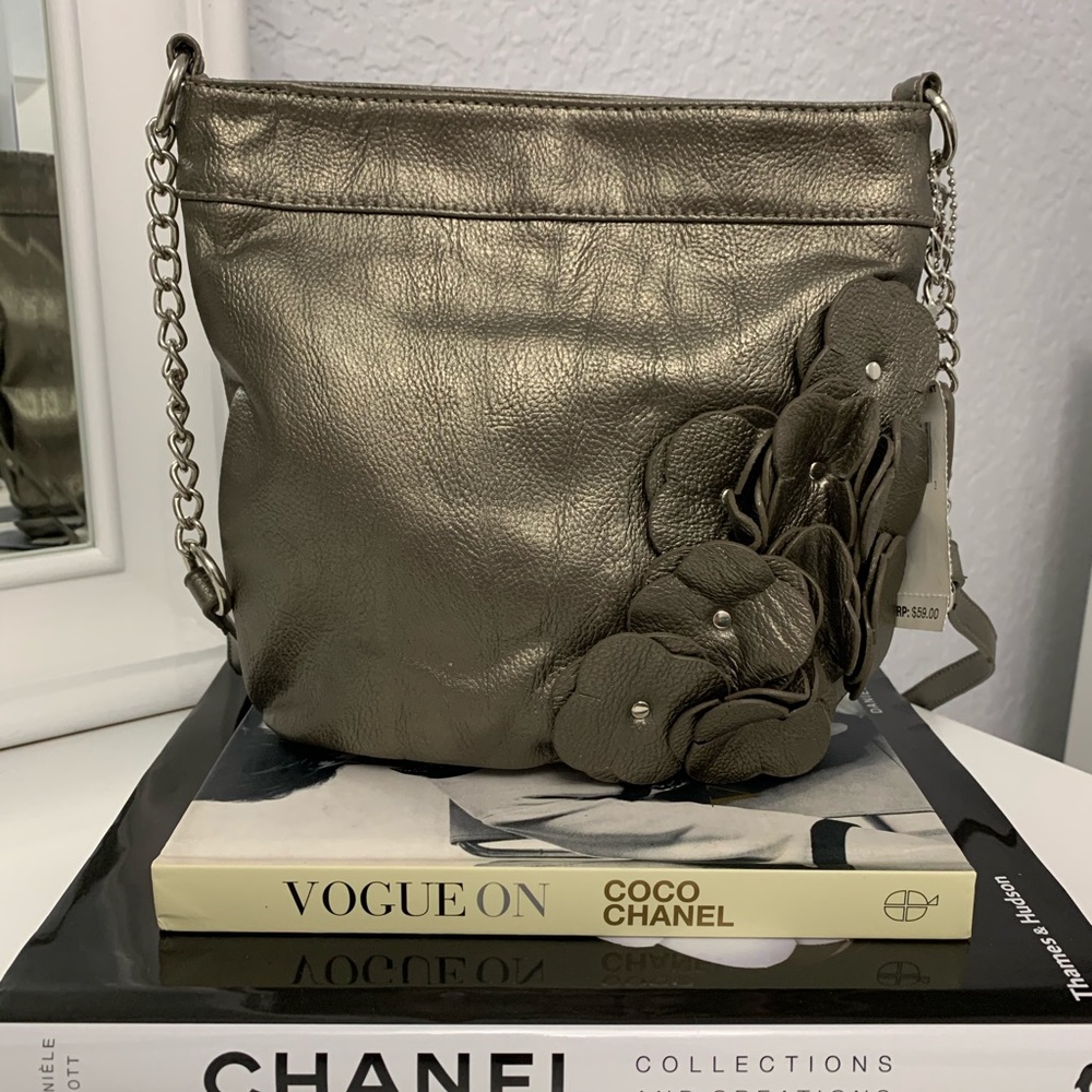 NWT - Carlos Santana Grey Metallic Floral Crossbody Bag